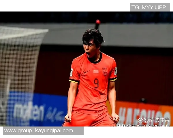 刘诚宇巧妙让球阿苏埃近距离射门被门将神奇扑出 刘诚宇巧妙让球阿苏埃近距离射门被门将神奇扑出