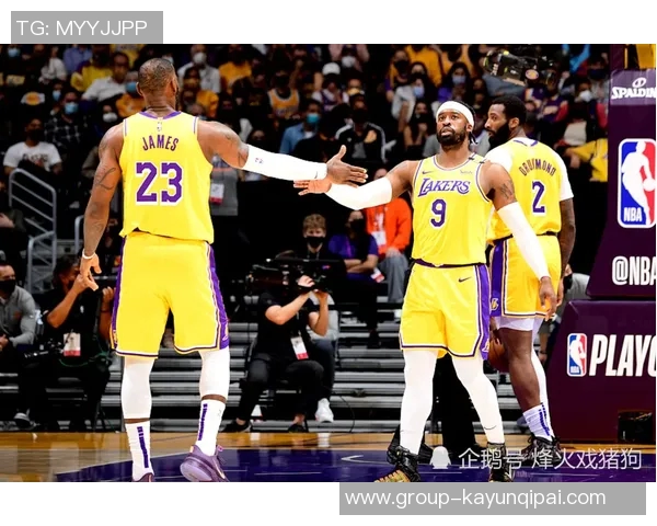 浓眉复出状态渐入佳境16分钟内贡献7分7板与2次封盖