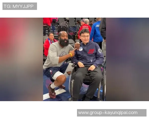 哈登感慨约翰郝即将获得硕士学位自己却未完成大学学业