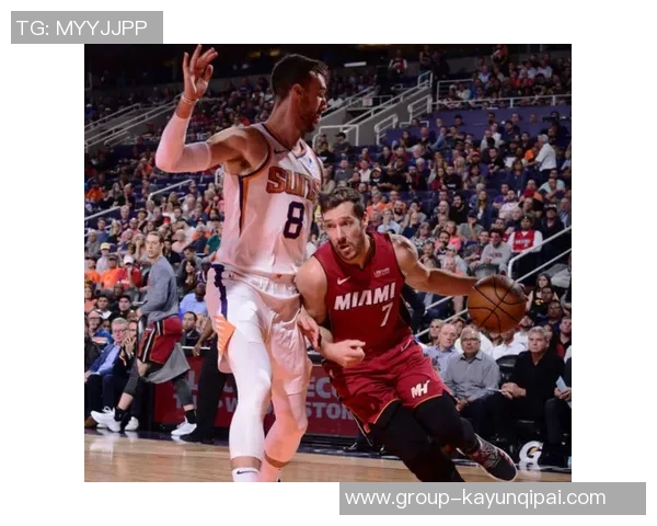 保罗半场哑火仅得1板1助英雄迟暮的他还能否重返巅峰